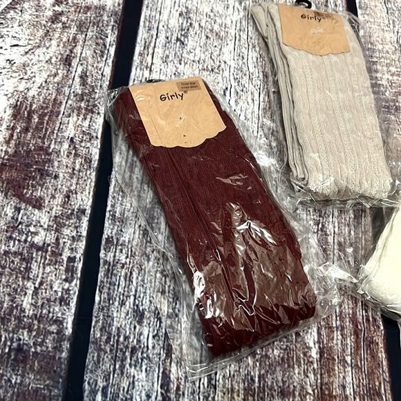 GIRLY Over The Knee Socks - Picture 2 of 5